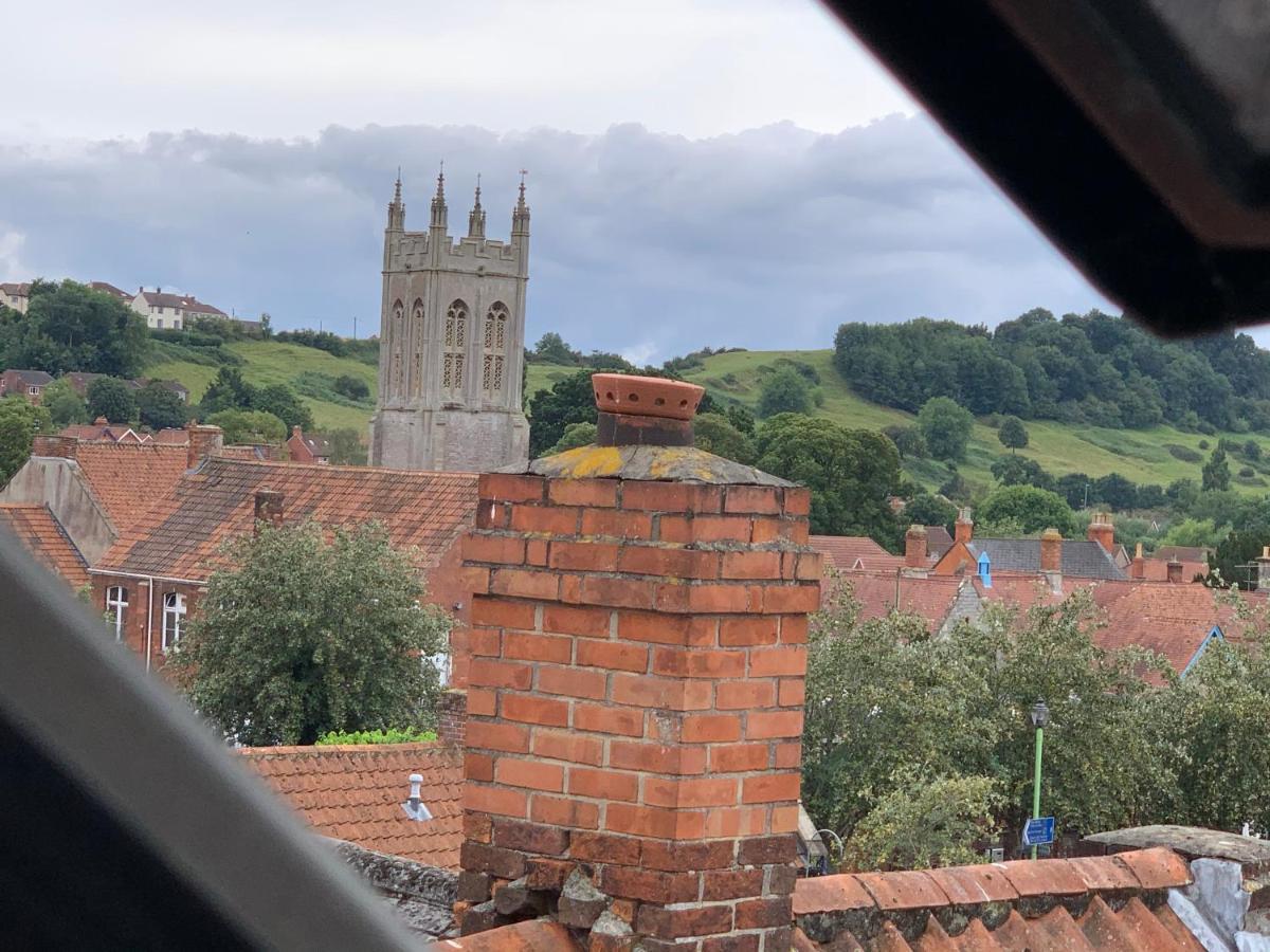 Glastonbury Secret Retreat - 1 Bd Split-Level Apt, Sleeps 3 Exteriör bild